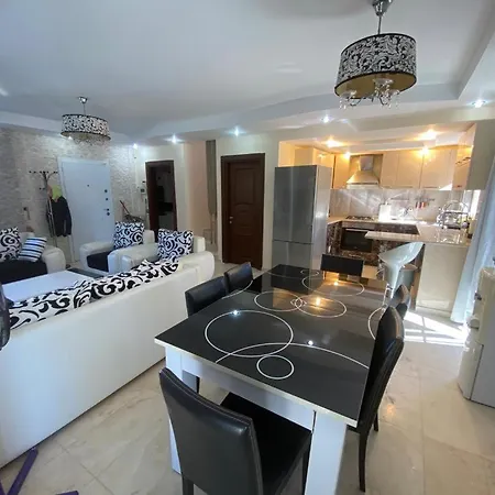 Villa Happy Belek Antalya באלאק